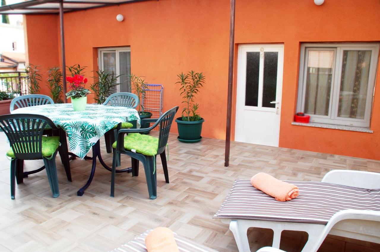 Apartments Skorup Ičići Eksteriør billede